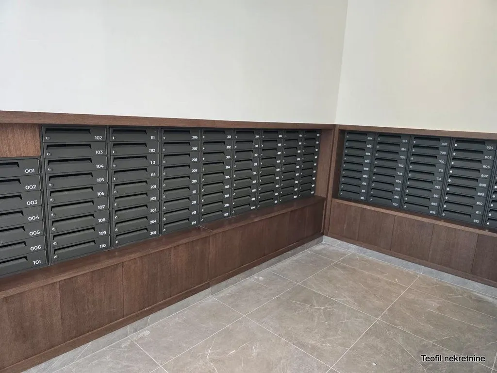 Izdavanje, garsonjera, 57m², Savski Venac, Beograd