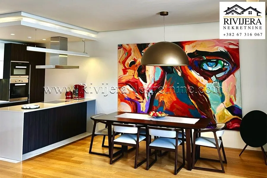 Sale, two bedroom apartment, 159m², Centar, Budva