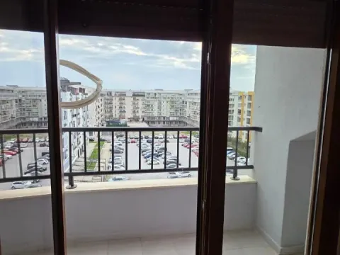 Prodaja, jednosoban stan, 40m², Stari Aerodrom, Podgorica - image 3