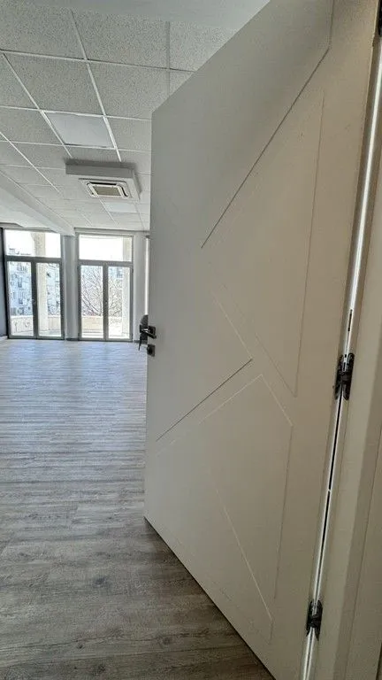 Rent, office space, 115m², Preko Morače, Podgorica