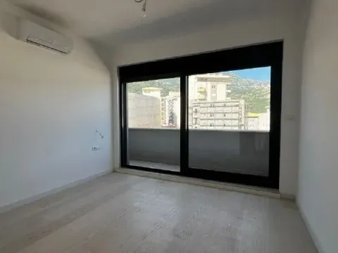 Prodaja, trosoban stan, 146m², Budva, Crna Gora - image 2