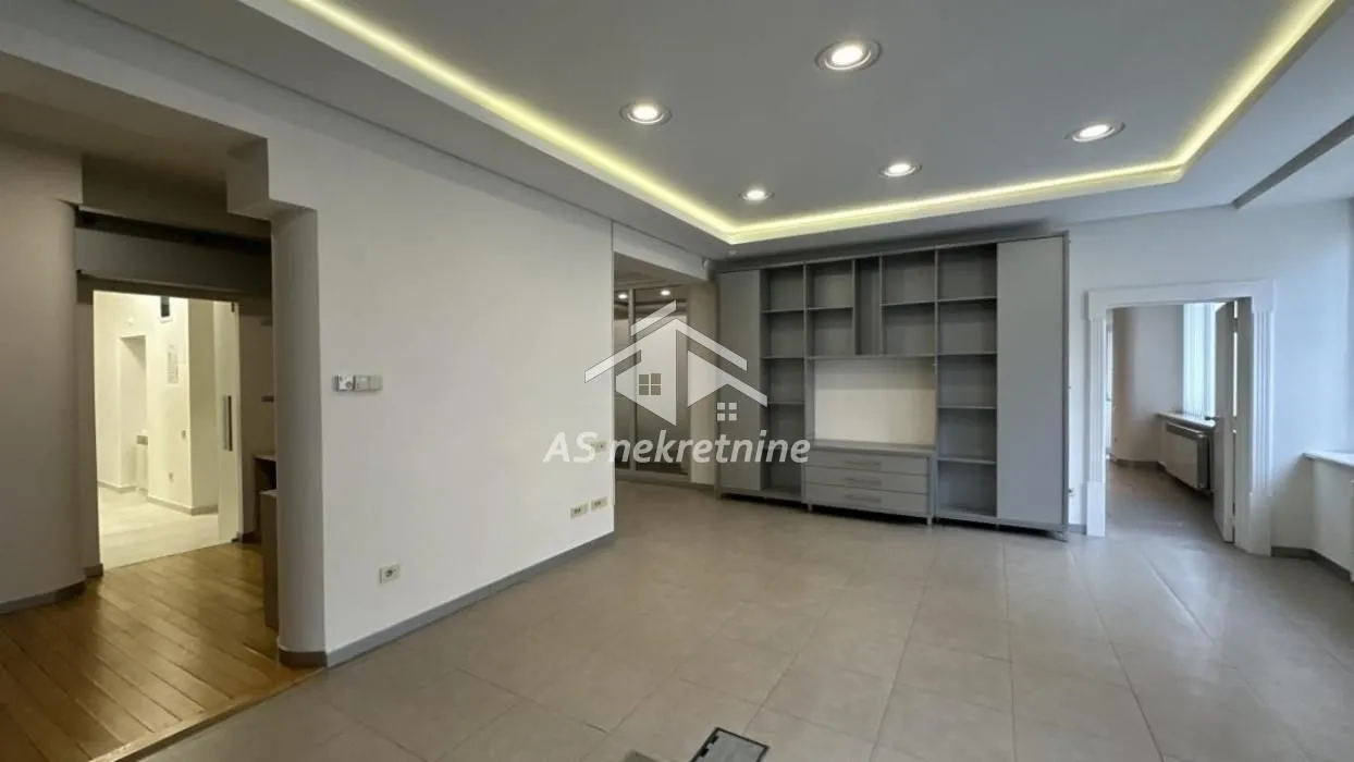 Rent, apartment, 223m², Kalenić Pijaca, Vračar Sve Podlokacije