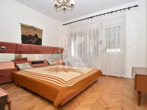 Sale, house, 240m², Dahna, Podgorica - image 14