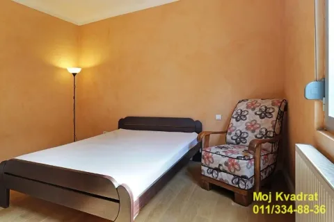 Izdavanje, četvorosoban stan, 77m², Dušanovac, Voždovac Sve Podlokacije - image 10