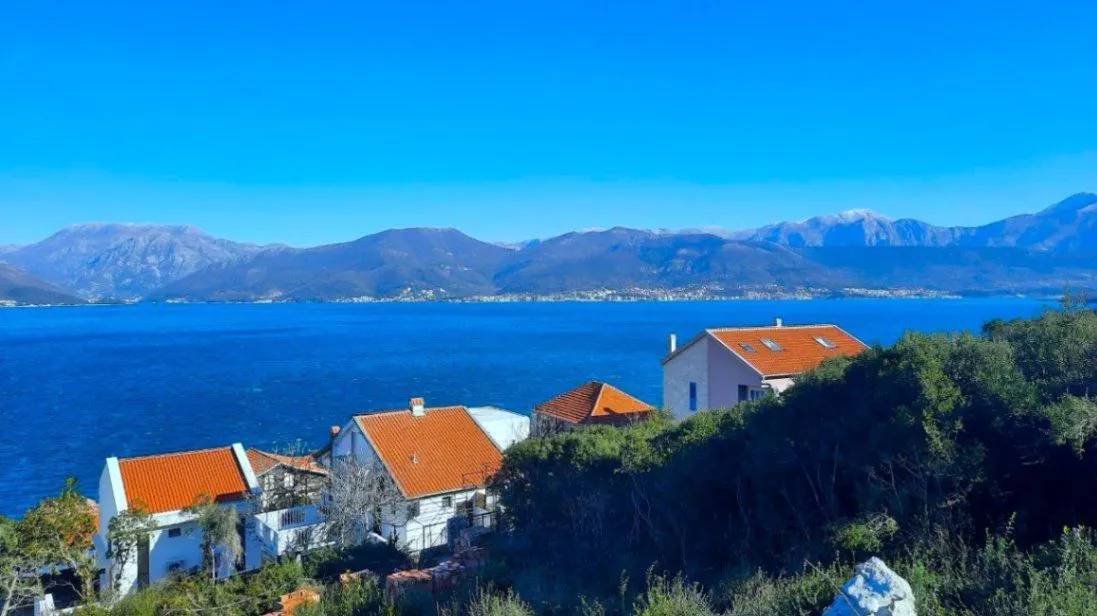 Sale, land lot, 480m², Krašići, Tivat