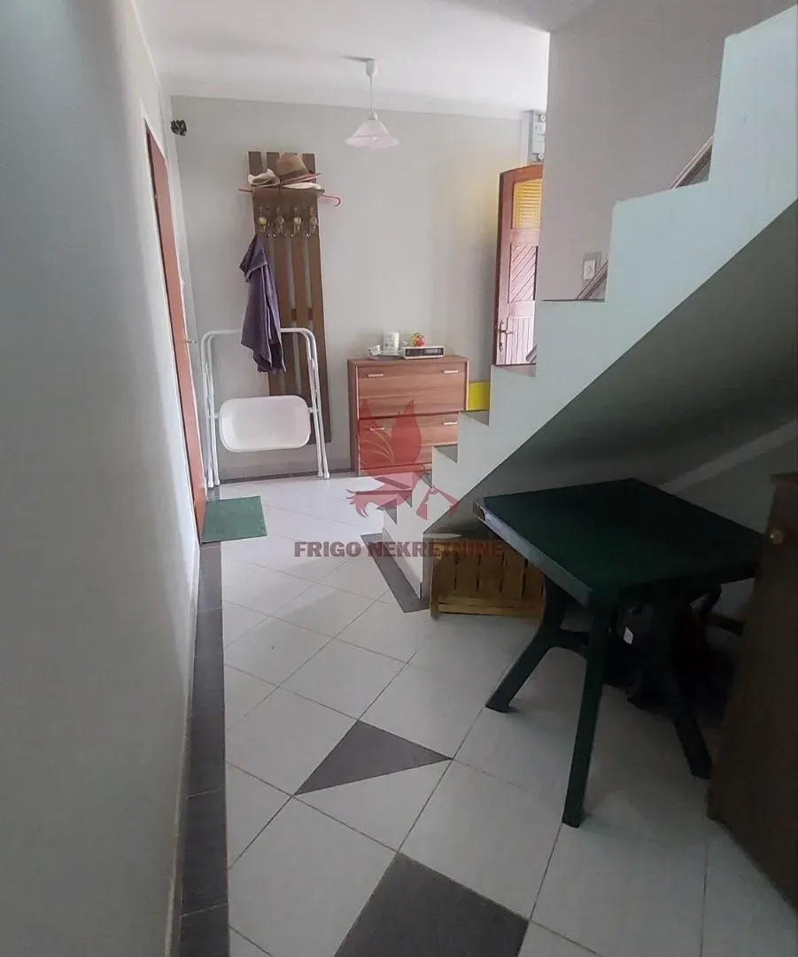 Prodaja, kuća, 250m², Sopot, Beograd