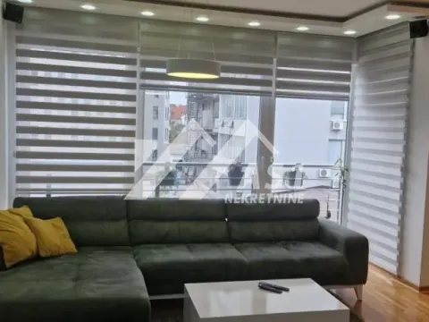 Izdavanje, trosoban stan, 74m², Socijalno, Novi Sad Sve Podlokacije - image 2