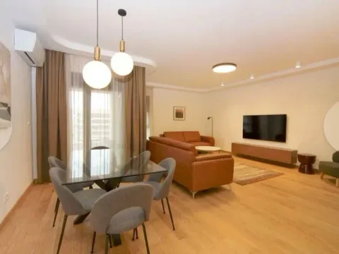 Izdavanje, trosoban stan, 105m², New City, Podgorica - image 5