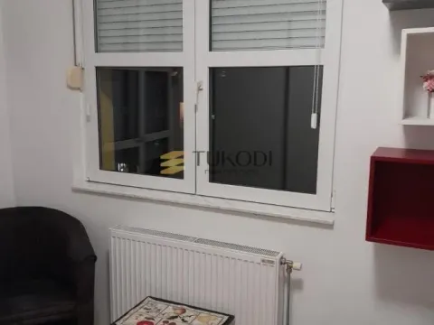 Prodaja, četvorosoban stan, 120m², Stari grad, Novi Sad - image 14