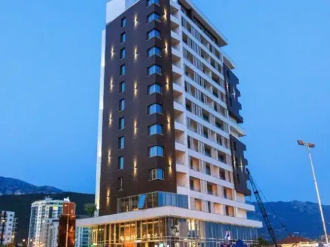 Rent, two bedroom apartment, 73m², Budva, Crna Gora - image 6