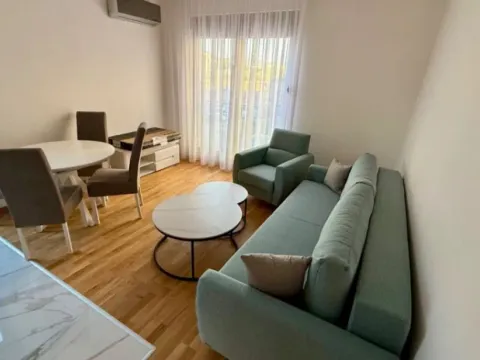 Izdavanje, jednosoban stan, 33m², Zabjelo, Podgorica