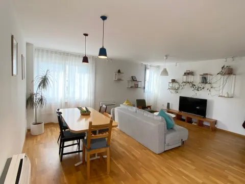 Sale, three bedroom apartment, 100m², Blok 5, Podgorica - image 2