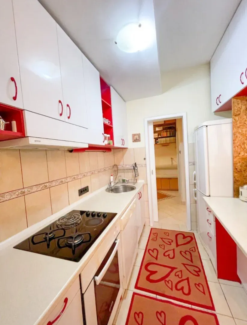 Rent, two bedroom apartment, 76m², Centar, Podgorica