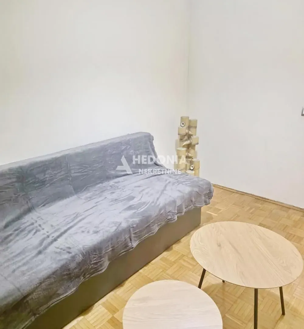 Prodaja, dvosoban stan, 70m², Čukarička Padina, Beograd