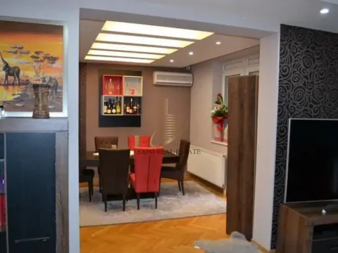 Sale, four bedroom apartment, 130m², Grbavica, Novi Sad Sve Podlokacije - image 4