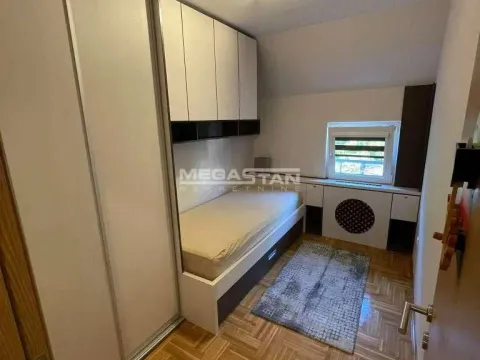 Rent, two bedroom apartment, 54m², Zemun Centar, Zemun Sve Podlokacije - image 3