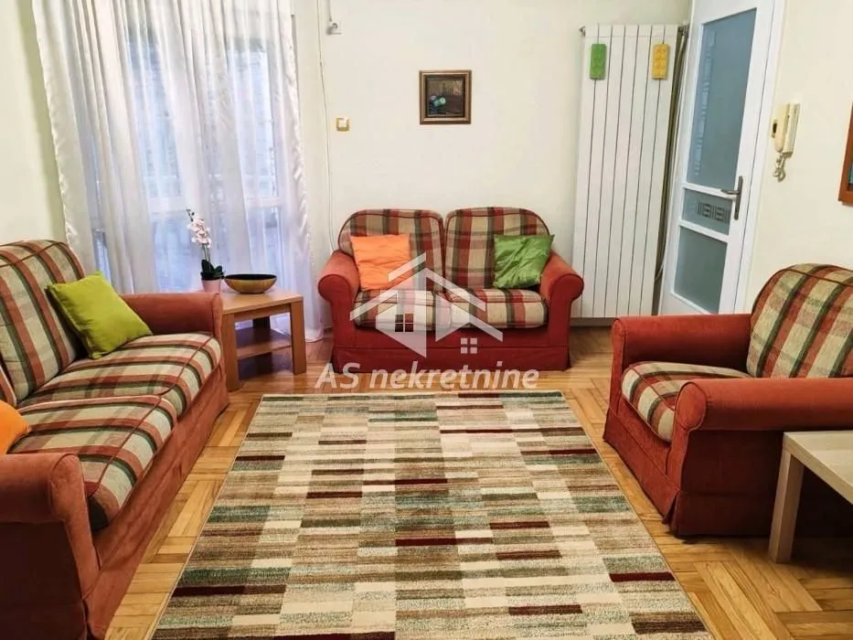 Izdavanje, dvosoban stan, 50m², Stari Grad, Beograd