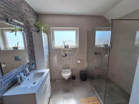 Prodaja, kuća, 219m², Veternička rampa, Novi Sad Sve Podlokacije - image 33