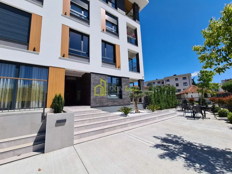 Rent, three bedroom apartment, 95m², City Kvart, Podgorica