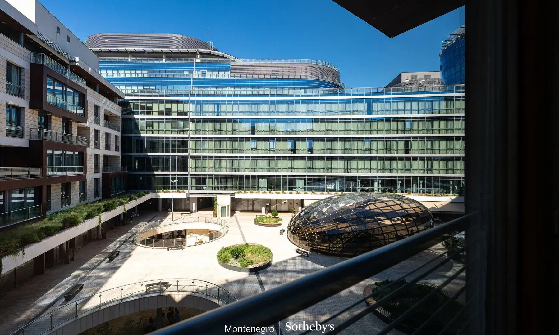 Prodaja, trosoban stan, 203m², Kod Capital Plaze, Podgorica