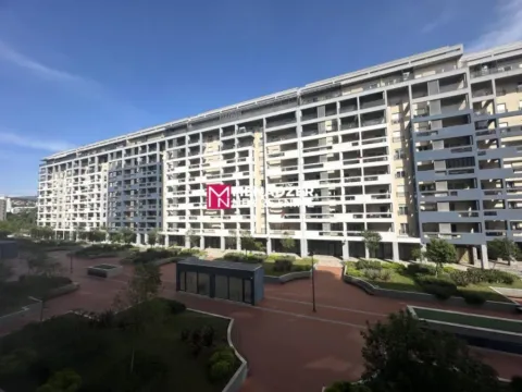 Izdavanje, dvosoban stan, 77m², Master Kvart, Podgorica