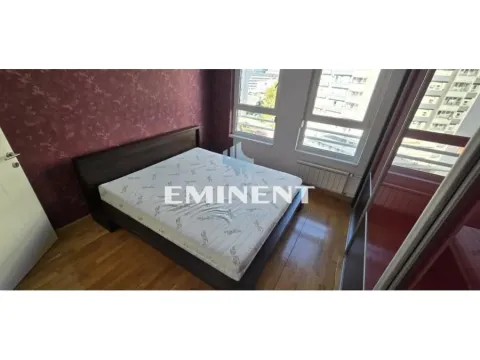 Izdavanje, trosoban stan, 102m², Novi Beograd Blok 67, Novi Beograd Sve Podlokacije - image 11