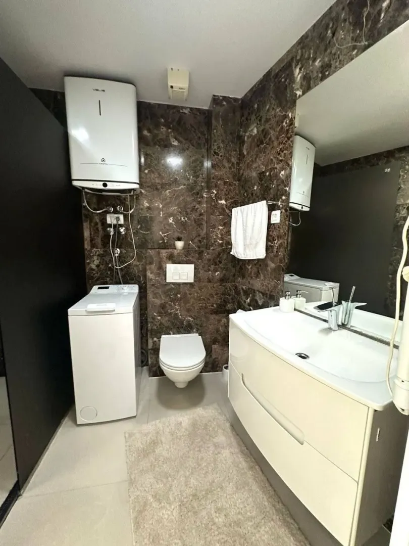 Rent, one bedroom apartment, 67m², Tre Canne, Budva