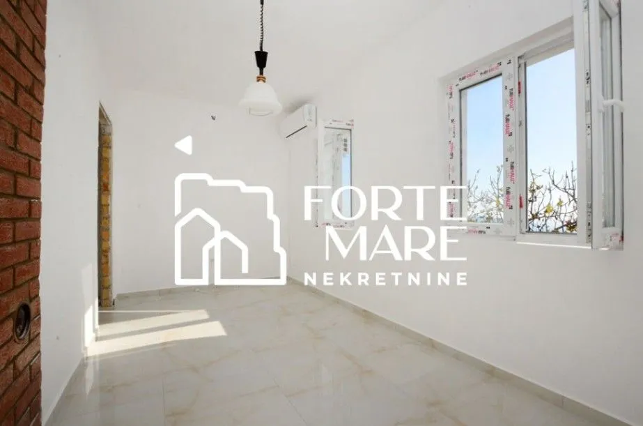 Prodaja, kuća, 40m², Sušćepan, Herceg Novi