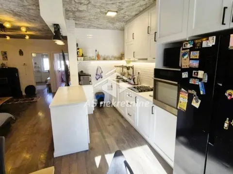 Izdavanje, četvorosoban stan, 100m², Autokomanda, Voždovac Sve Podlokacije - image 9