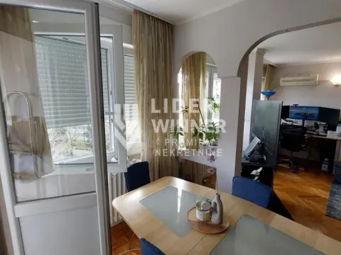 Prodaja, dvosoban stan, 71m², Novi Beograd Blok 38, Novi Beograd Sve Podlokacije - image 14