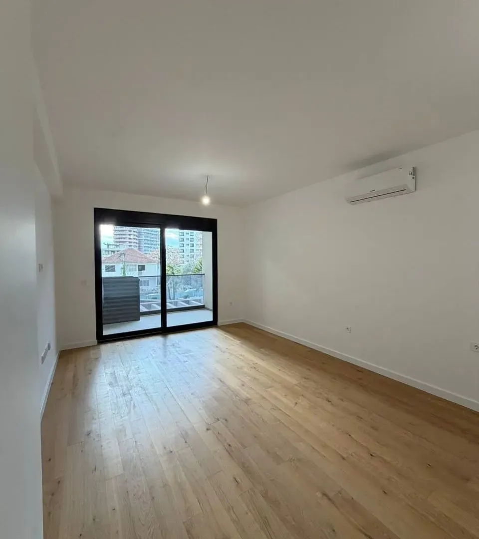 Sale, one bedroom apartment, 54m², Centar, Bar