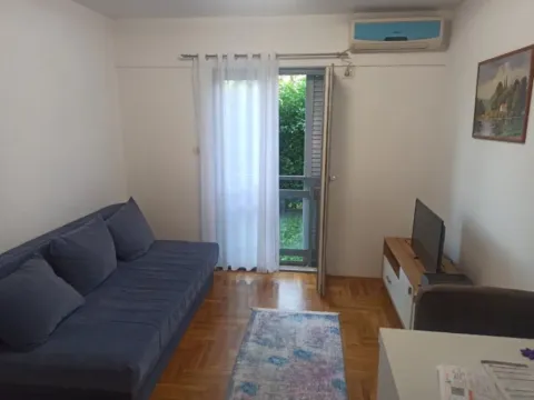 Rent, one bedroom apartment, 38m², City Kvart, Podgorica