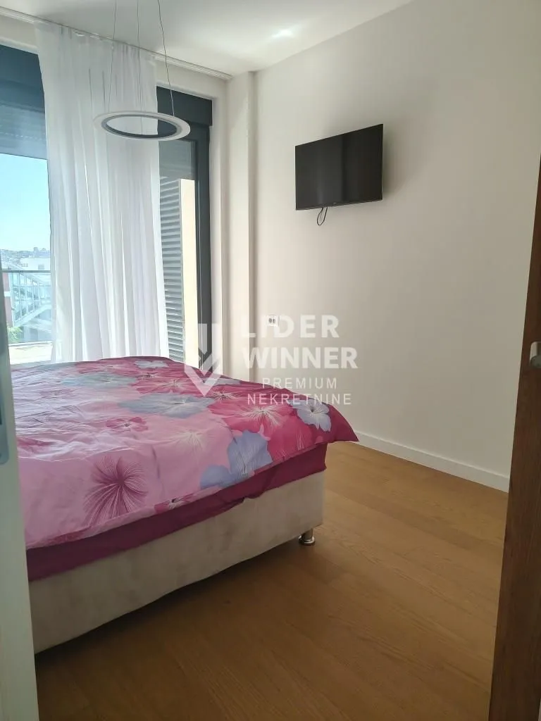 Izdavanje, dvosoban stan, 52m², Autokomanda, Voždovac Sve Podlokacije