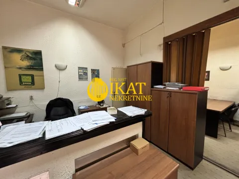 Rent, office space, 37m², Savski Venac, Beograd - image 4