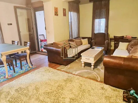 Prodaja, dvosoban stan, 81m², Podgorica, Crna Gora - image 2