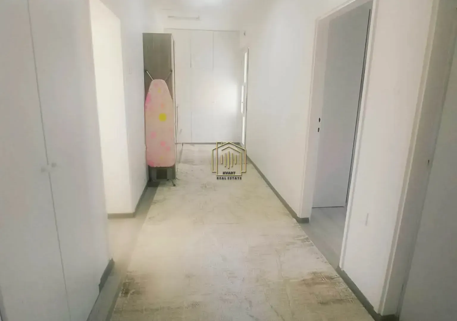 Izdavanje, dvosoban stan, 104m², Tološi, Podgorica