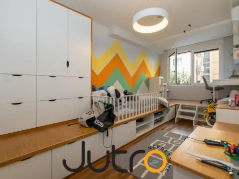 Prodaja, trosoban stan, 122m², Centar, Podgorica - image 8