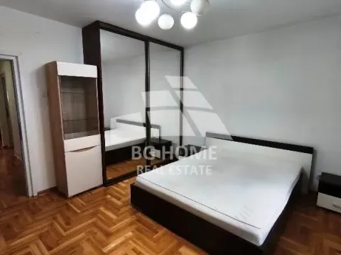 Rent, two bedroom apartment, 60m², Savski Venac, Beograd - image 10