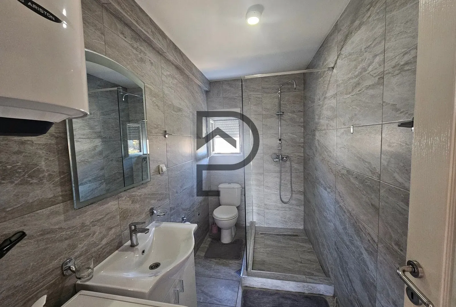 Sale, house, 200m², Podgorica, Crna Gora