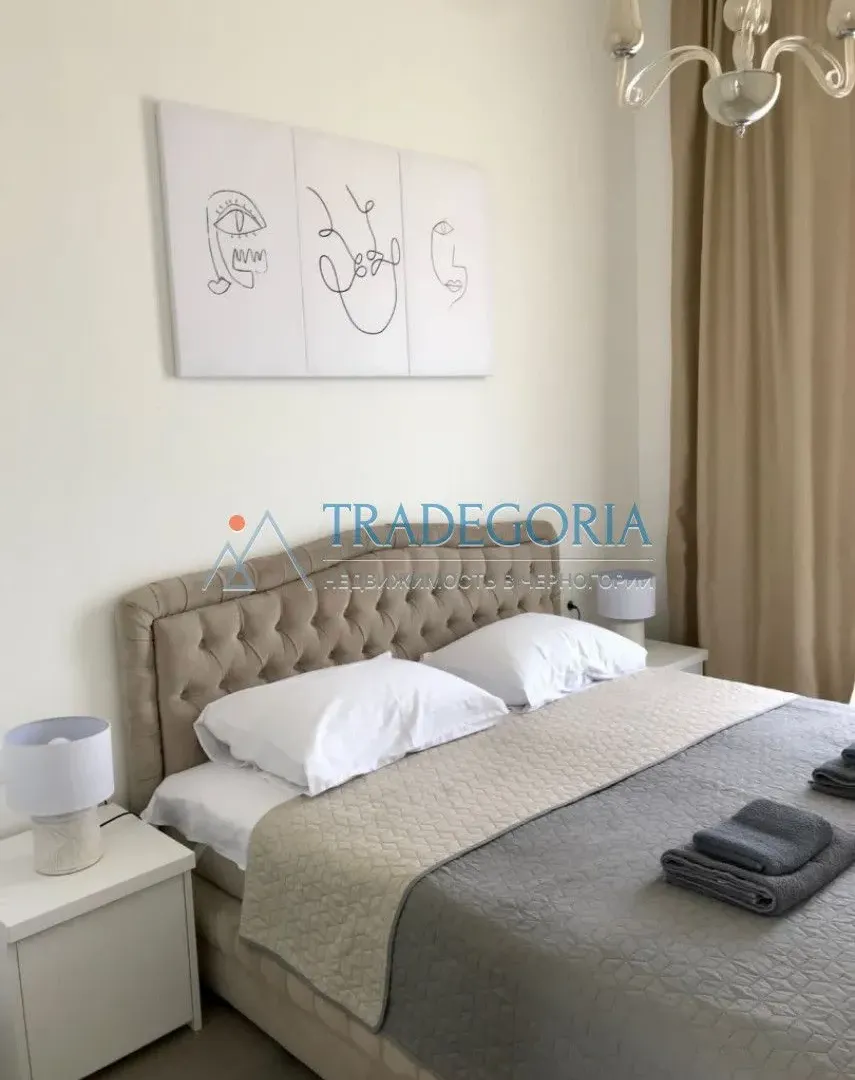 Prodaja, dvosoban stan, 65m², Bečići, Budva
