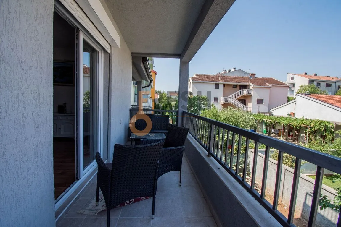 Prodaja, kuća, 450m², Stari Aerodrom, Podgorica