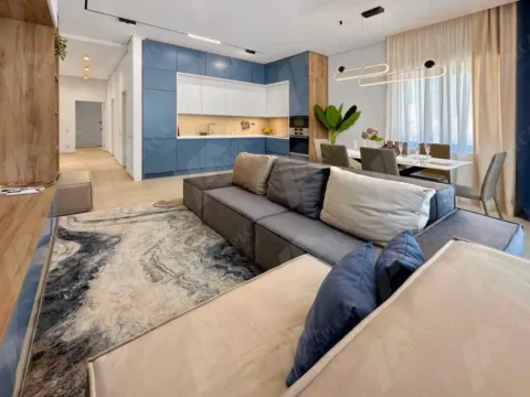 Sale, two bedroom apartment, 95m², Bečići, Budva