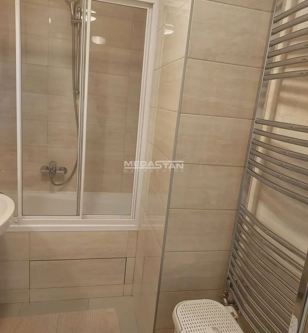 Rent, two bedroom apartment, 60m², Novi Beograd Sve Podlokacije, Beograd