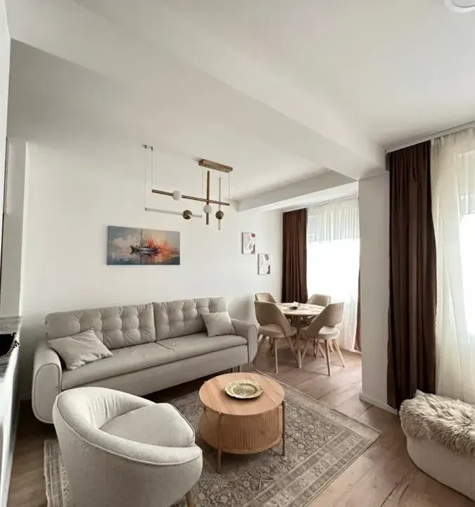 Izdavanje, stan, 68m², Tivat, Crna Gora