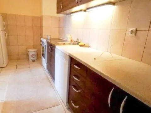 Izdavanje, jednosoban stan, 57m², Stari Aerodrom, Podgorica - image 4