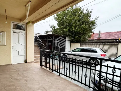 Izdavanje, trosoban stan, 110m², Masline, Podgorica - image 19