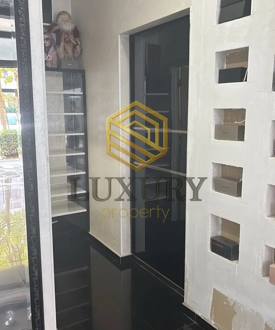Rent, office space, 33m², City Kvart, Podgorica