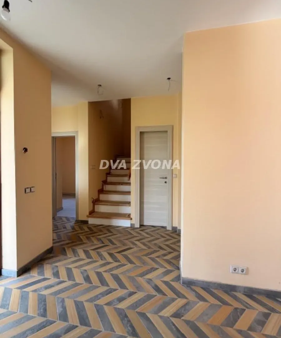 Prodaja, kuća, 144m², Čortanovci, Inđija