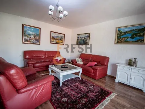 Prodaja, kuća, 450m², Stari Aerodrom, Podgorica - image 12