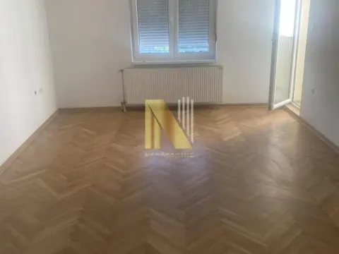 Prodaja, dvosoban stan, 40m², Sajmište, Novi Sad - image 1